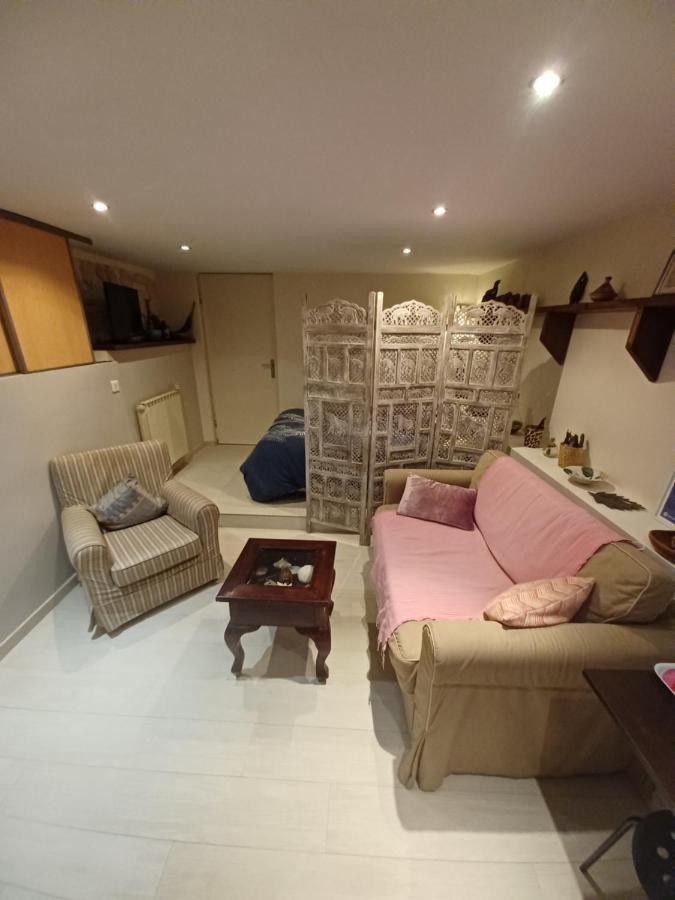 Studio Cosy Au Calme Toulon Exterior photo